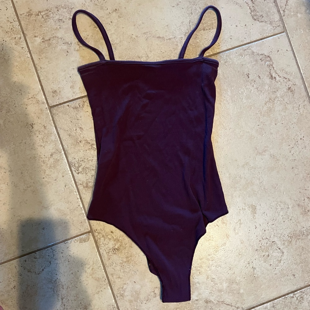 brandy melville bodysuit
